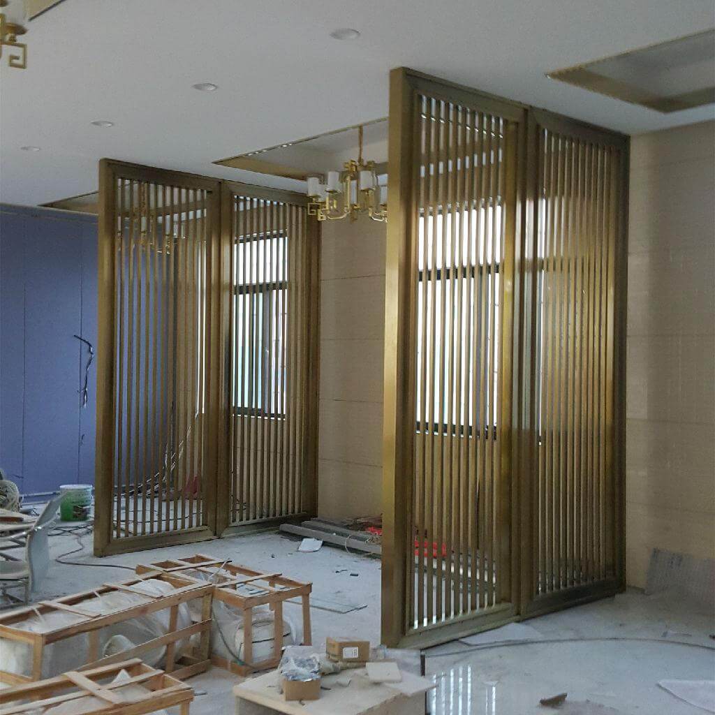 Stainless steel screen partition