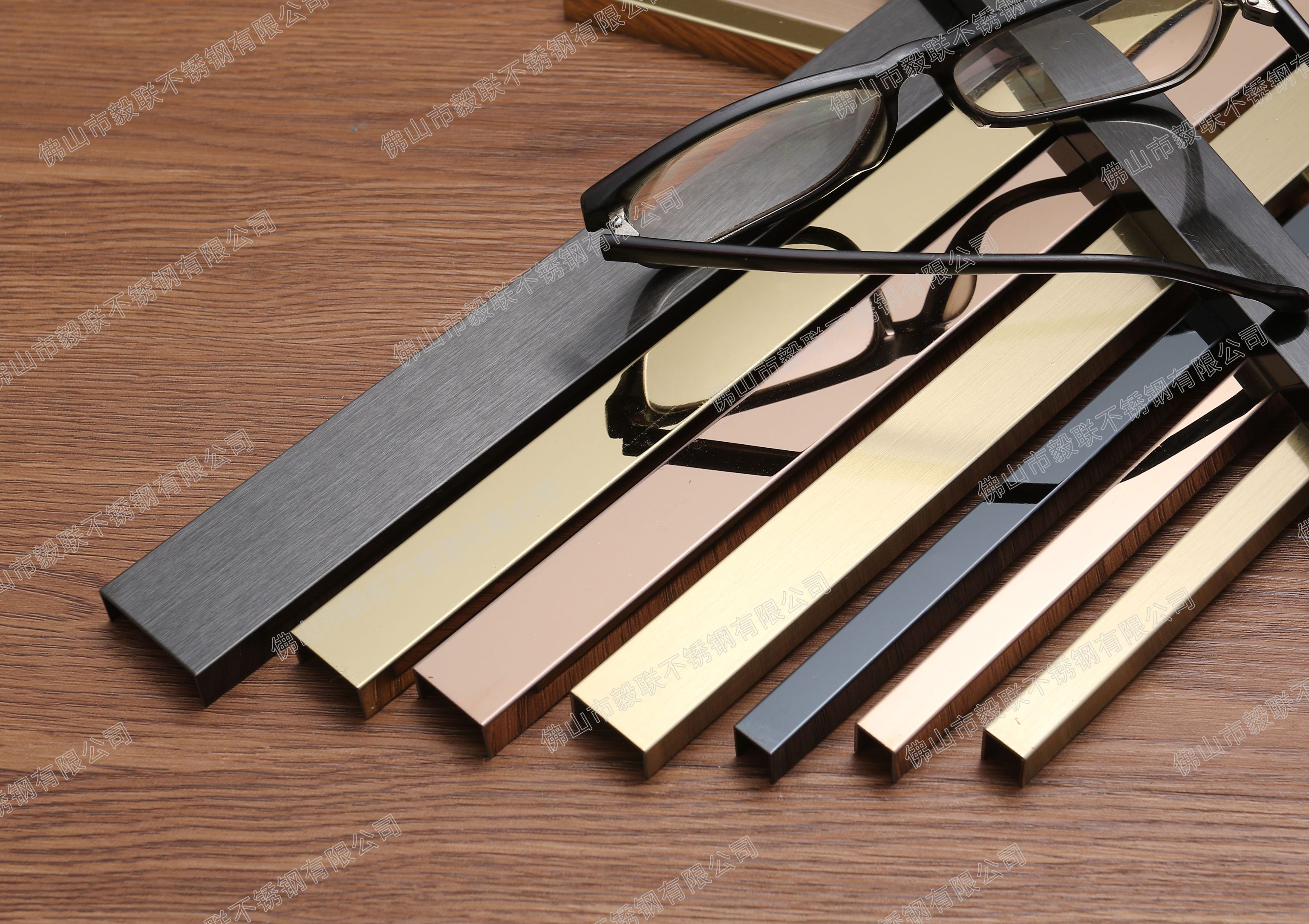 Stainless steel decorative trim