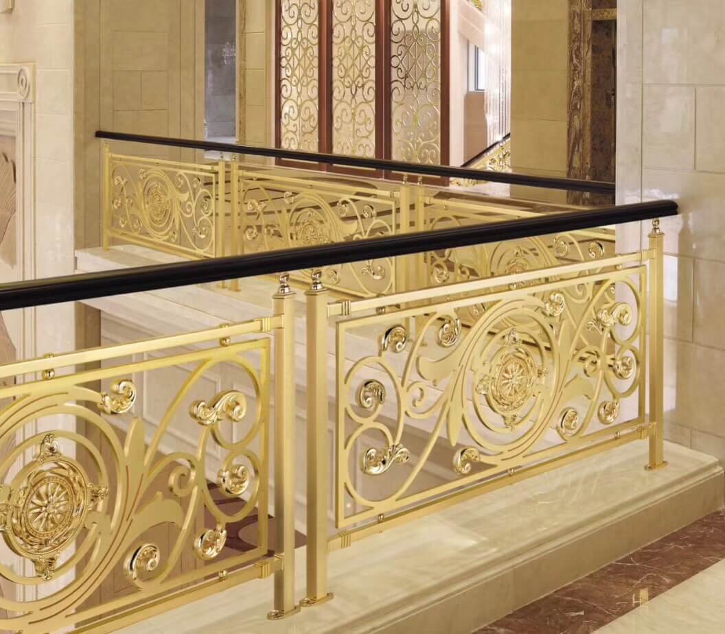Gold-plated aluminum sculpture screen