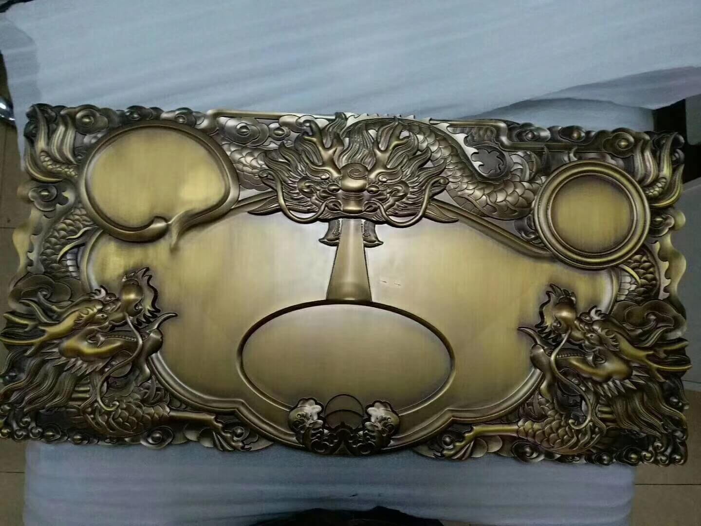 Aluminum sculpture with copper coating tea tray