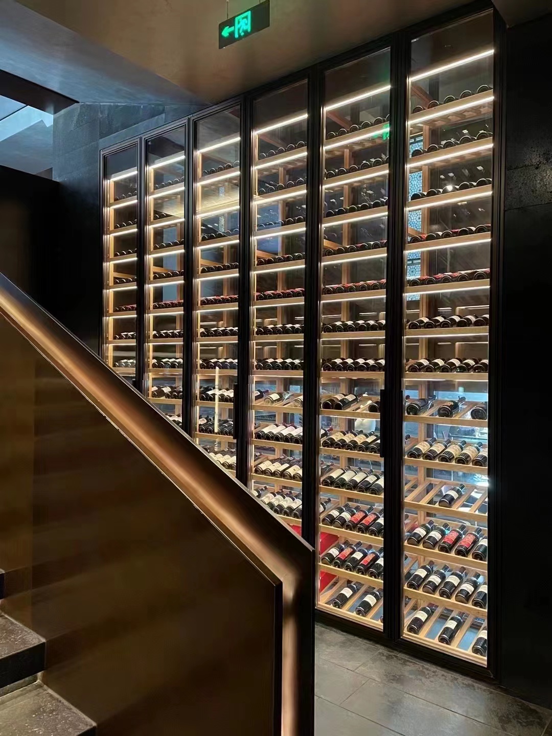 Stainless steel wine cabinet